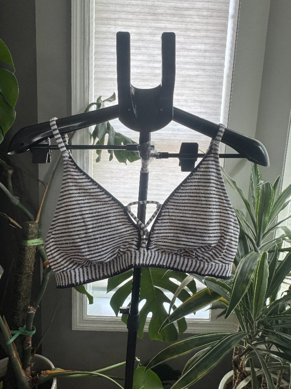 Jessica Simpson Striped Crochet Knit Bikini Top 🌊 Boho Bralette Swim Top Size L